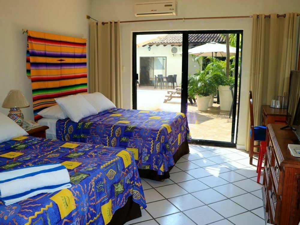 Vallarta Sun (Adults Only) 푸에르토 발라타 외부 사진